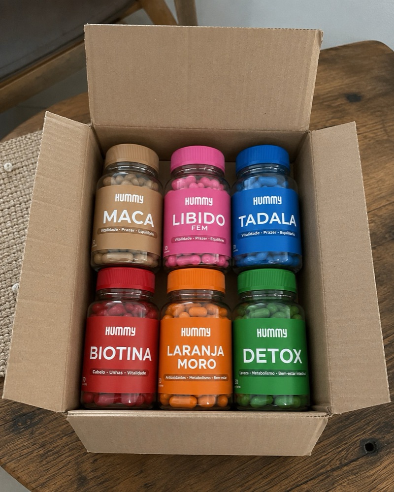 Caixa com os seis produtos Hummy